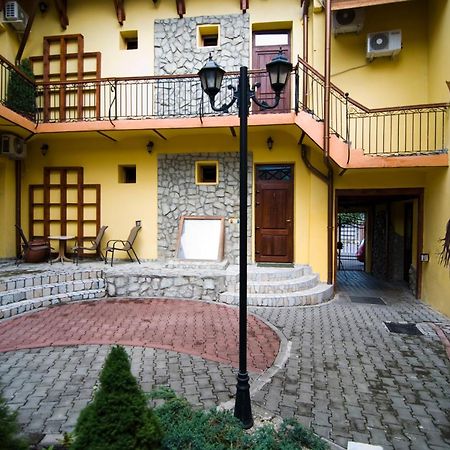 Curtea Brasoveana Braşov Exterior foto